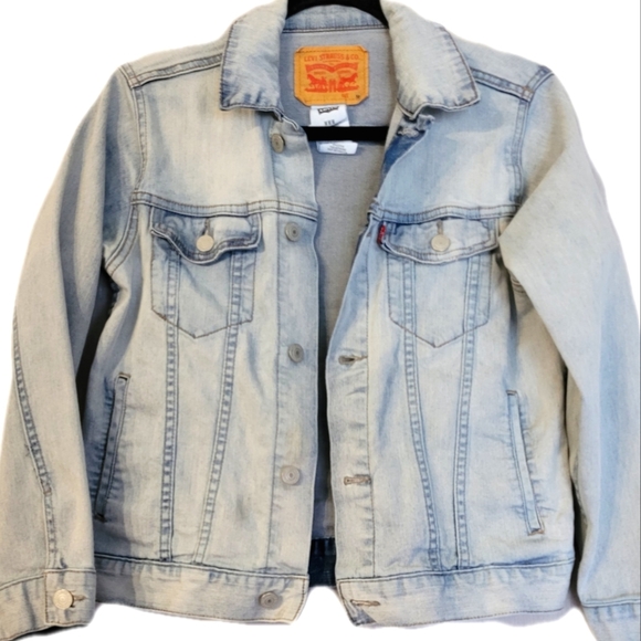 FINAL PRICE DROP **Levi's Jean Jacket Medium - Picture 1 of 7